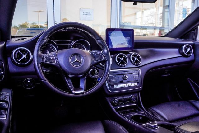 2017 Mercedes-Benz CLA CLA 250 4MATIC Coupe - 22933699 - 4