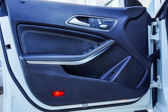 2017 Mercedes-Benz CLA CLA 250 4MATIC Coupe - 22933699 - 7