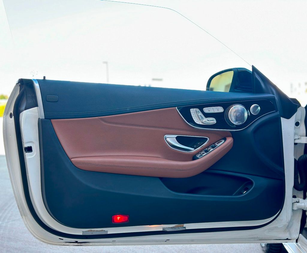 2017 Mercedes-Benz C-Class AMG C 43 4MATIC Cabriolet - 22985923 - 24