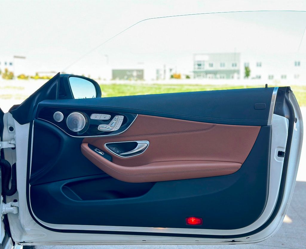 2017 Mercedes-Benz C-Class AMG C 43 4MATIC Cabriolet - 22985923 - 25