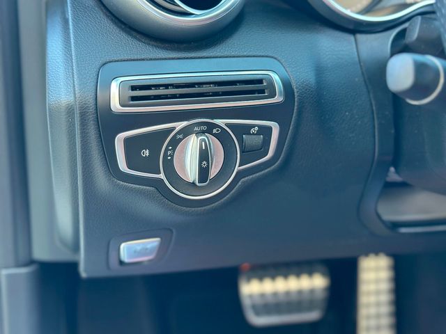 2017 Mercedes-Benz C-Class AMG C 43 4MATIC Cabriolet - 22985923 - 30