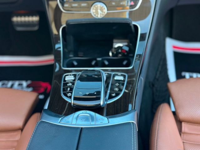2017 Mercedes-Benz C-Class AMG C 43 4MATIC Cabriolet - 22985923 - 32