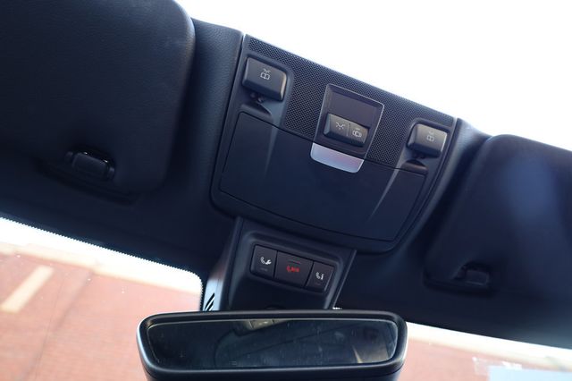 2017 Mercedes-Benz C-Class AMG C 43 4MATIC Cabriolet - 22947452 - 29