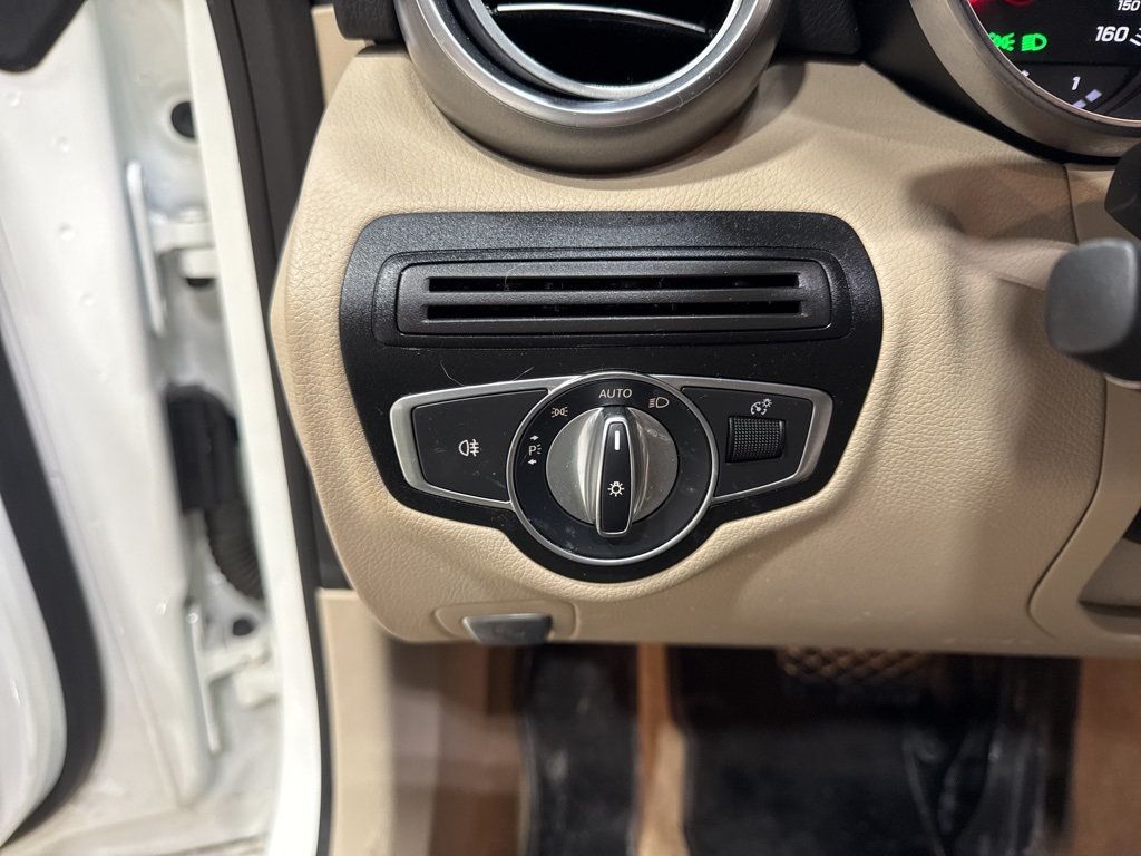 2017 Mercedes-Benz C-Class C 300 4MATIC Cabriolet - 22976926 - 22