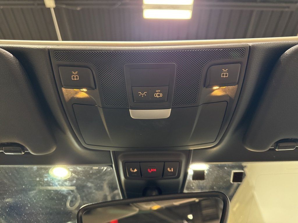 2017 Mercedes-Benz C-Class C 300 4MATIC Cabriolet - 22976926 - 37