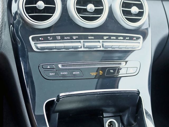 2017 Mercedes-Benz C-Class C 300 4MATIC Coupe - 22914919 - 18