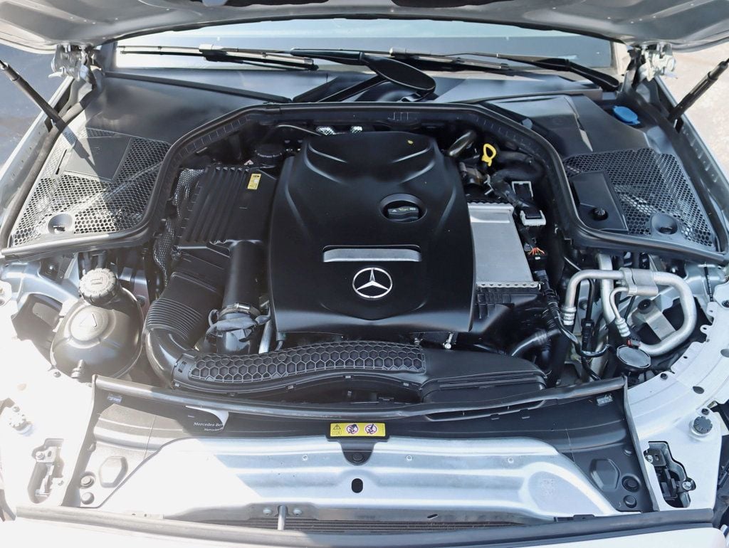 2017 Mercedes Benz C 300 4MATIC Coupe photo 29