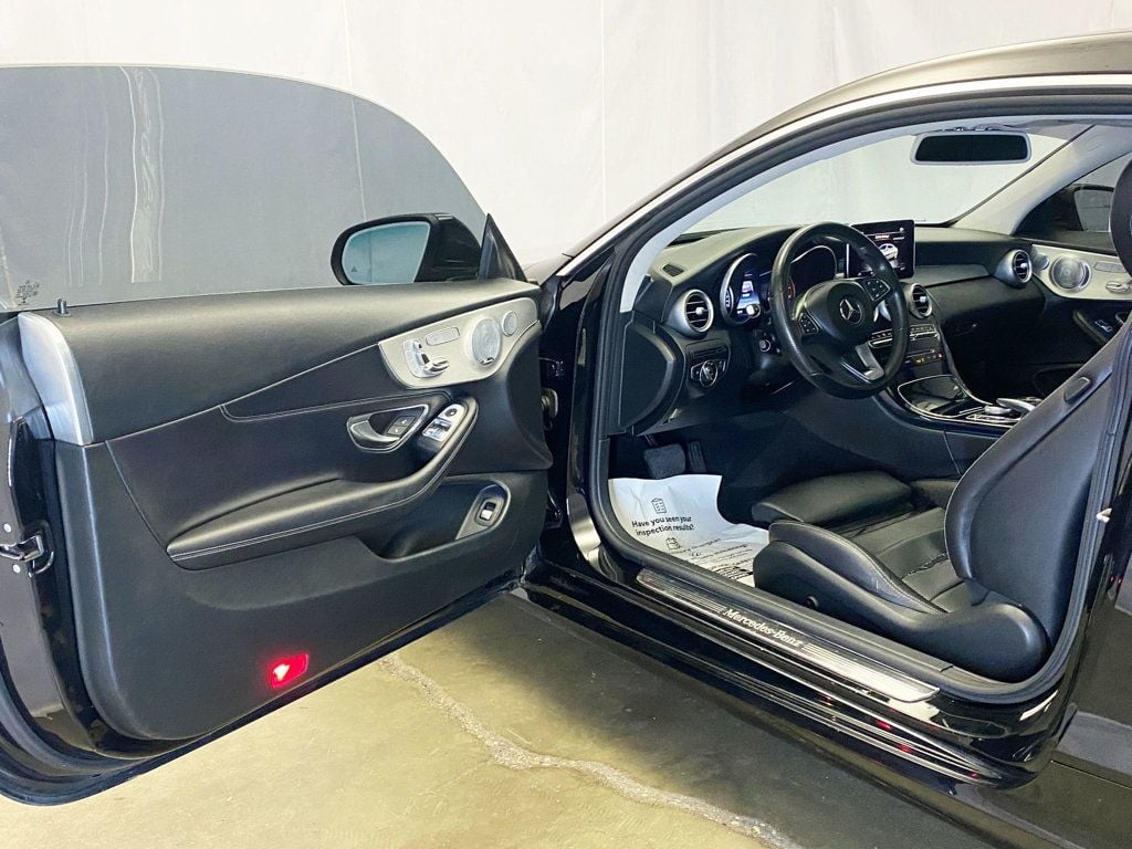 2017 Mercedes Benz C 300 4MATIC Coupe photo 17