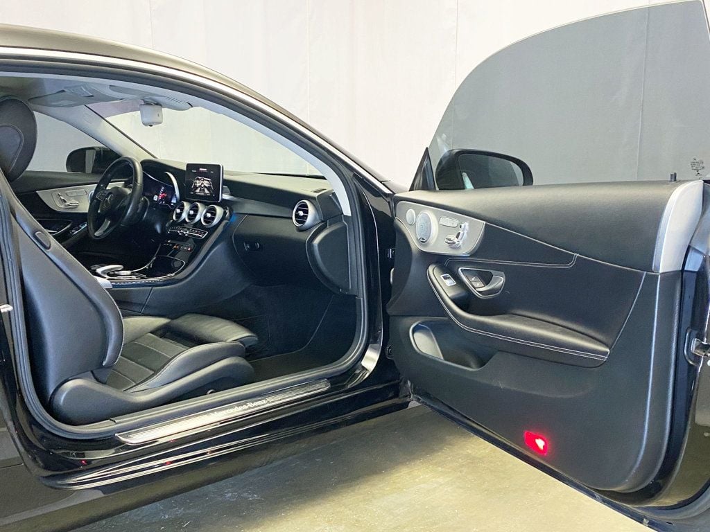 2017 Mercedes Benz C 300 4MATIC Coupe photo 41