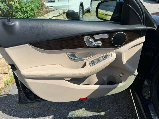 2017 Mercedes-Benz C-Class C 300 4MATIC Sedan - 23058346 - 20