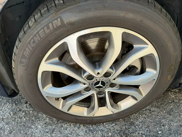 2017 Mercedes-Benz C-Class C 300 4MATIC Sedan - 23058346 - 8