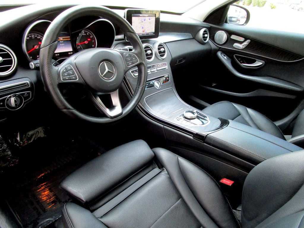 2017 Mercedes Benz C 300 4MATIC Sedan photo 13