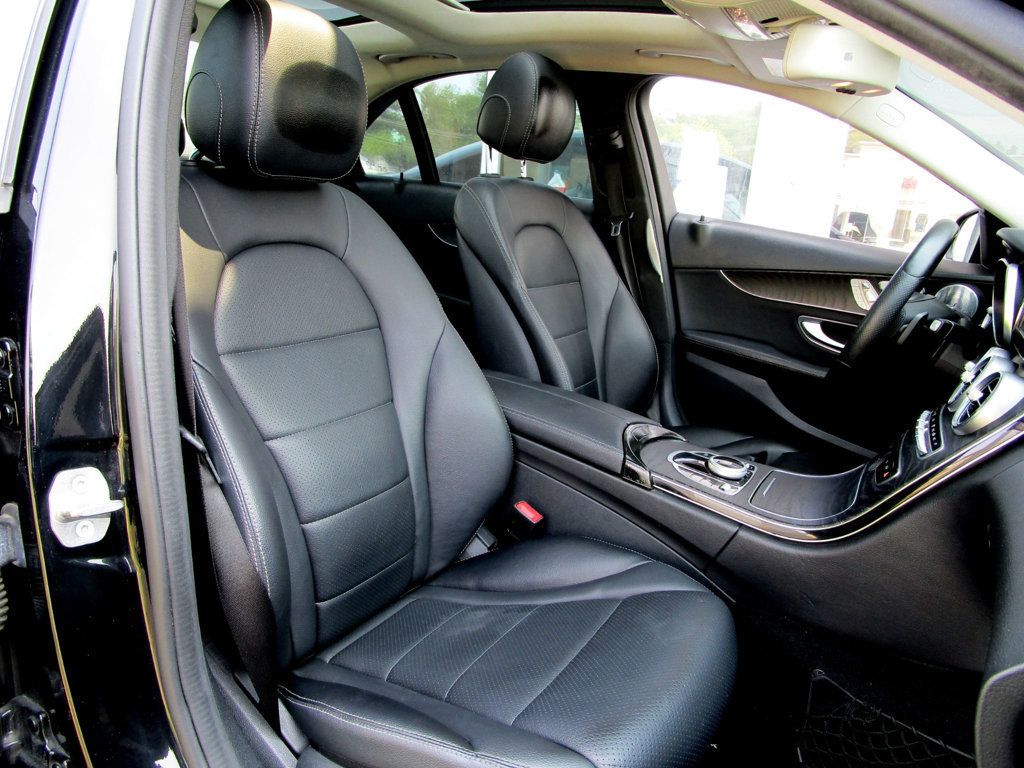 2017 Mercedes Benz C 300 4MATIC Sedan photo 15