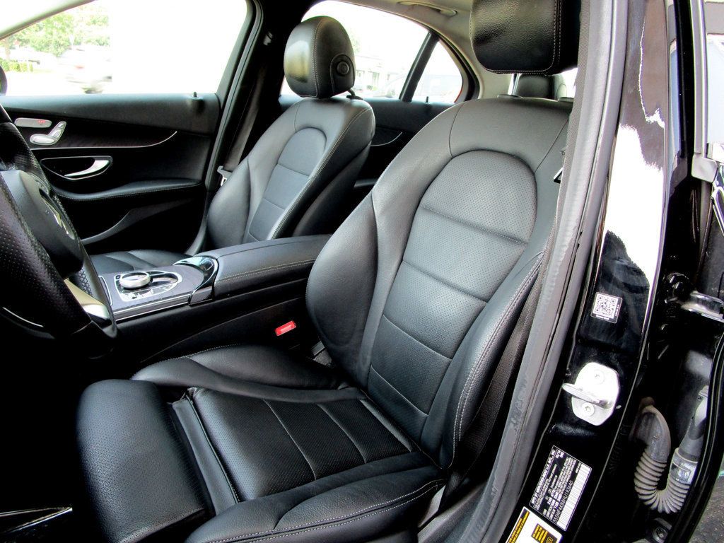 2017 Mercedes Benz C 300 4MATIC Sedan photo 16