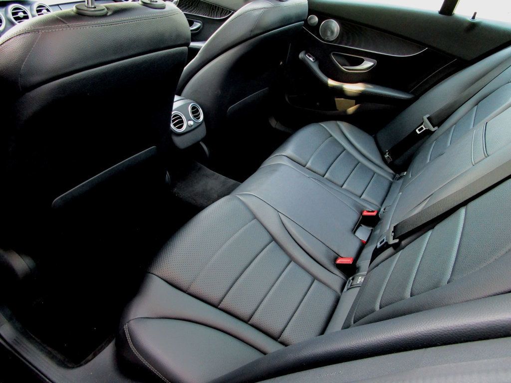 2017 Mercedes Benz C 300 4MATIC Sedan photo 18