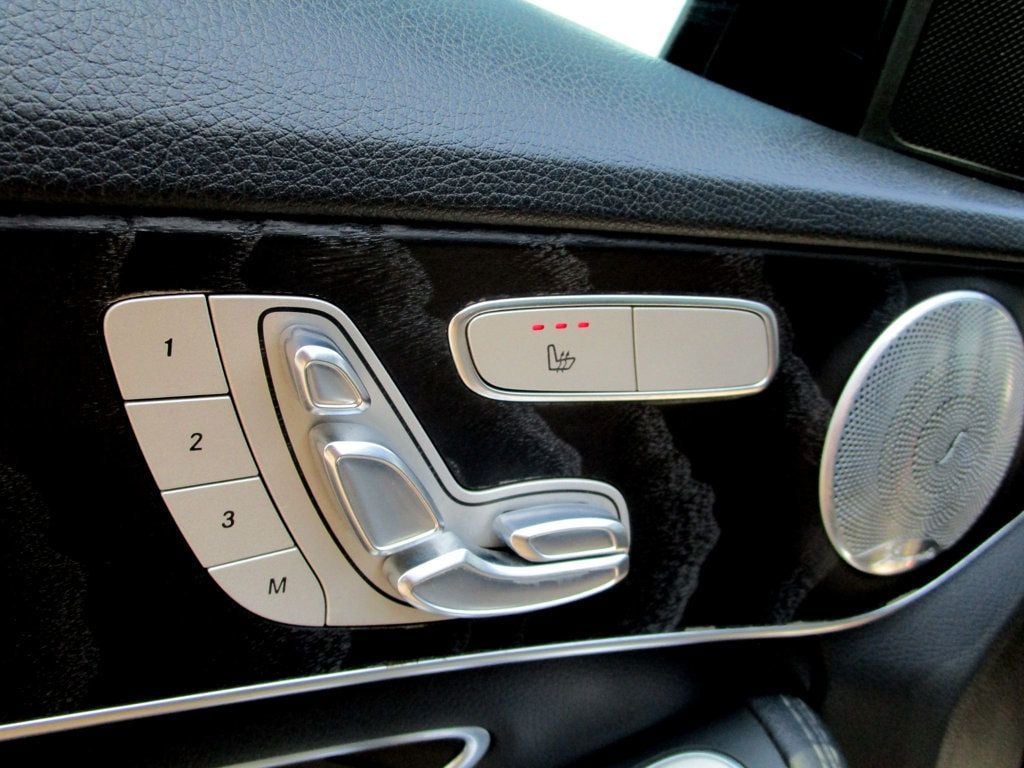 2017 Mercedes Benz C 300 4MATIC Sedan photo 26