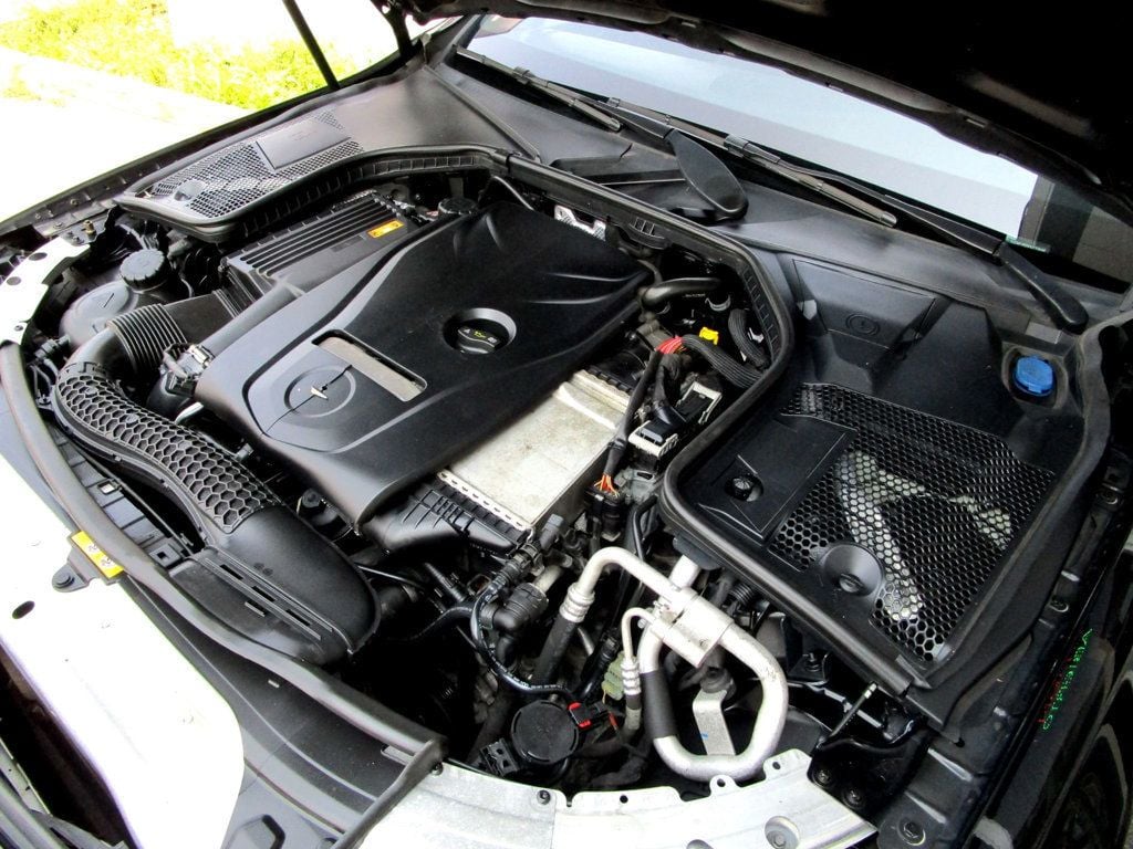 2017 Mercedes Benz C 300 4MATIC Sedan photo 35
