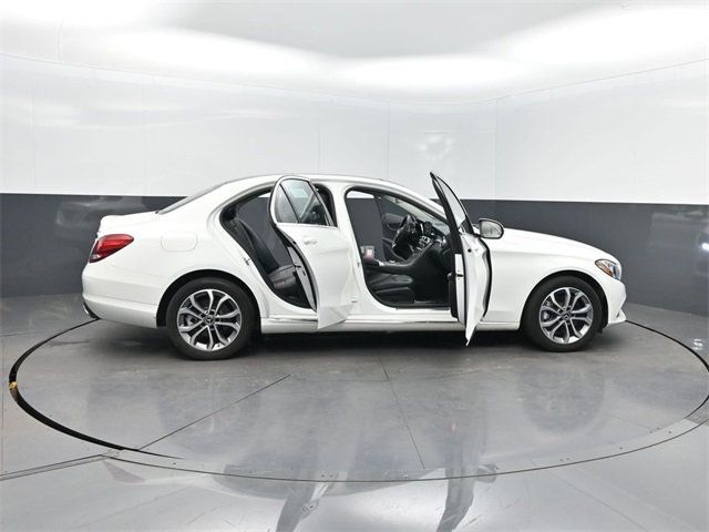 2017 Mercedes Benz C 300 4MATIC Sedan photo 31