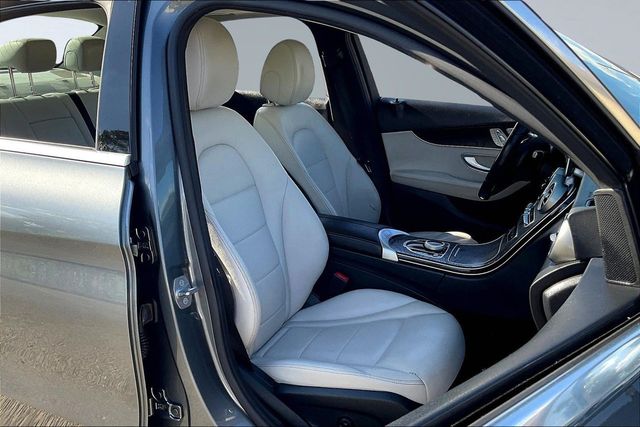 2017 Mercedes-Benz C-Class C 300 4MATIC Sedan - 23065417 - 12