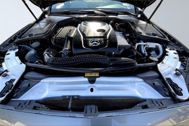 2017 Mercedes-Benz C-Class C 300 4MATIC Sedan - 23065417 - 34