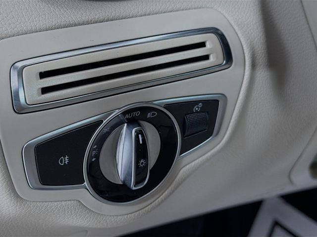 2017 Mercedes-Benz C-Class C 300 4MATIC Sedan - 22977801 - 9