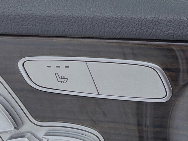 2017 Mercedes-Benz C-Class C 300 4MATIC Sedan - 22977801 - 19