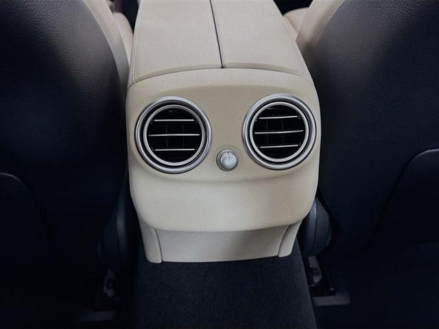 2017 Mercedes-Benz C-Class C 300 4MATIC Sedan - 22977801 - 25