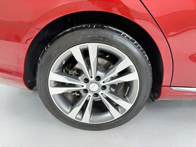 2017 Mercedes-Benz C-Class C 300 4MATIC Sedan - 22977801 - 33