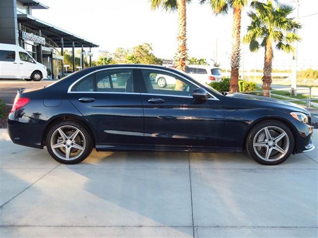 2017 Mercedes-Benz C-Class C 300 4MATIC Sedan with Luxury Pkg - 16993823 - 4