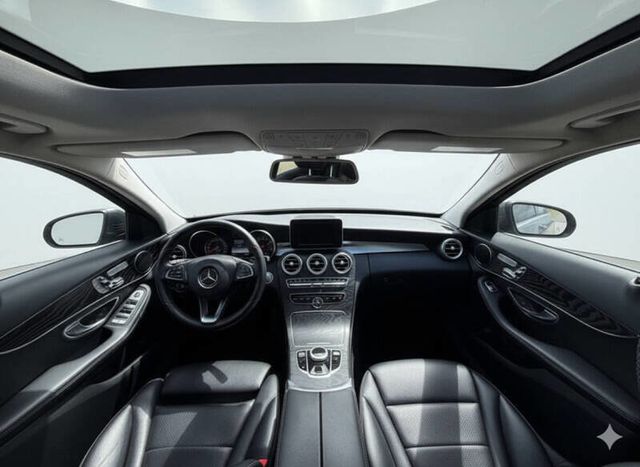 2017 Mercedes-Benz C-Class C 300 4MATIC Sedan with Luxury Pkg - 22866243 - 18