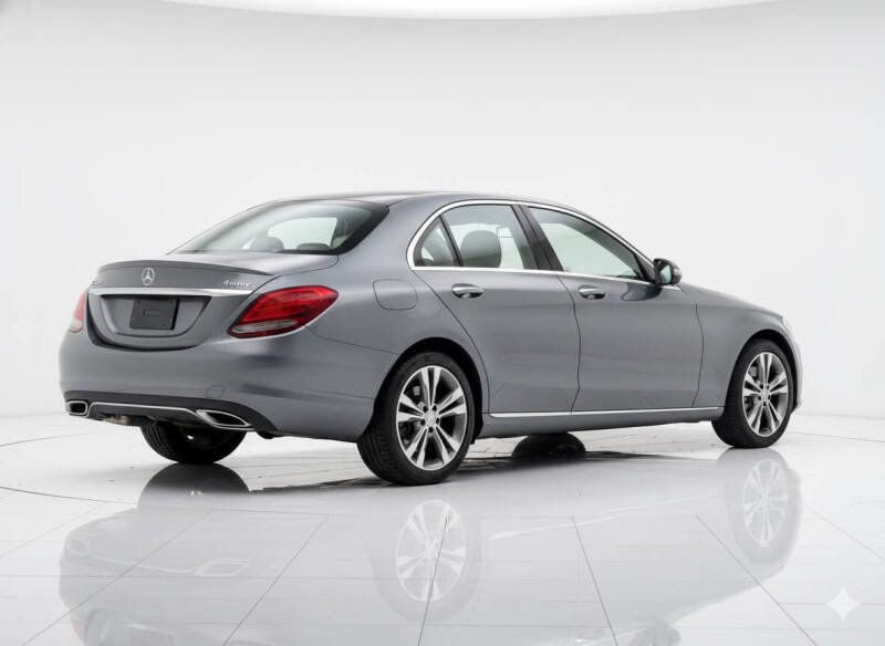 2017 Mercedes-Benz C-Class C 300 4MATIC Sedan with Luxury Pkg - 22866243 - 4