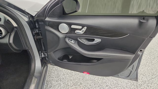 2017 Mercedes-Benz C-Class C 300 4MATIC Sedan with Premium 3 Package & Panorama Sunroof - 22955113 - 24