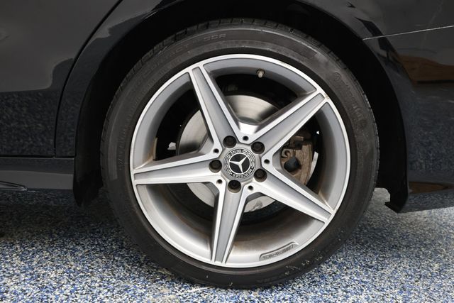2017 Mercedes-Benz C-Class C 300 4MATIC Sedan with Sport Pkg & Premium 3 Package - 22938780 - 5