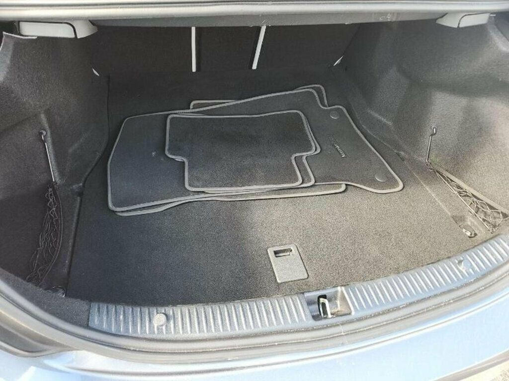 2017 Mercedes-Benz C-Class C 300 Sedan - 22969667 - 4