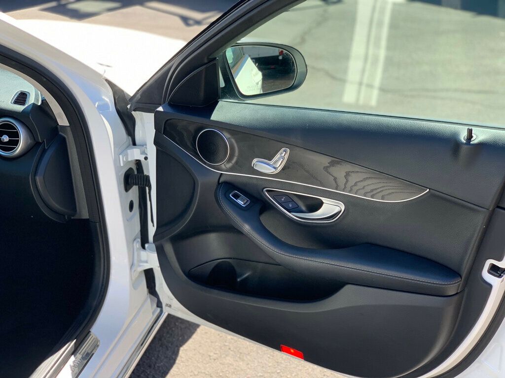 2017 Mercedes-Benz C-Class C 300 Sedan - 23001517 - 14