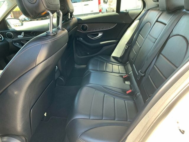 2017 Mercedes-Benz C-Class C 300 Sedan - 23001517 - 24