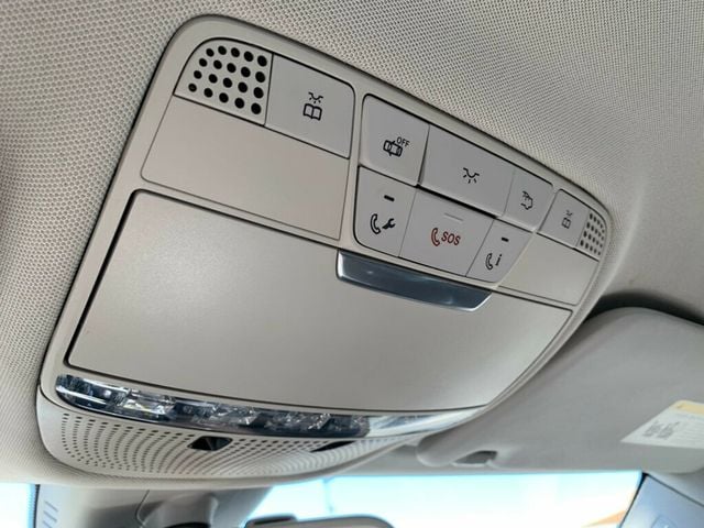 2017 Mercedes-Benz C-Class C 300 Sedan - 23001517 - 33