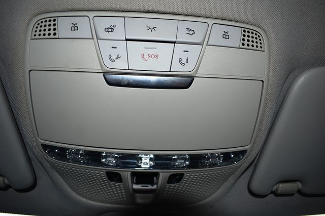 2017 Mercedes-Benz C-Class C 300 Sedan - 23094068 - 32