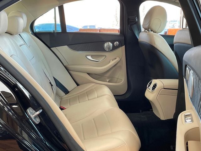 2017 MERCEDES-BENZ C-CLASS - Image 18
