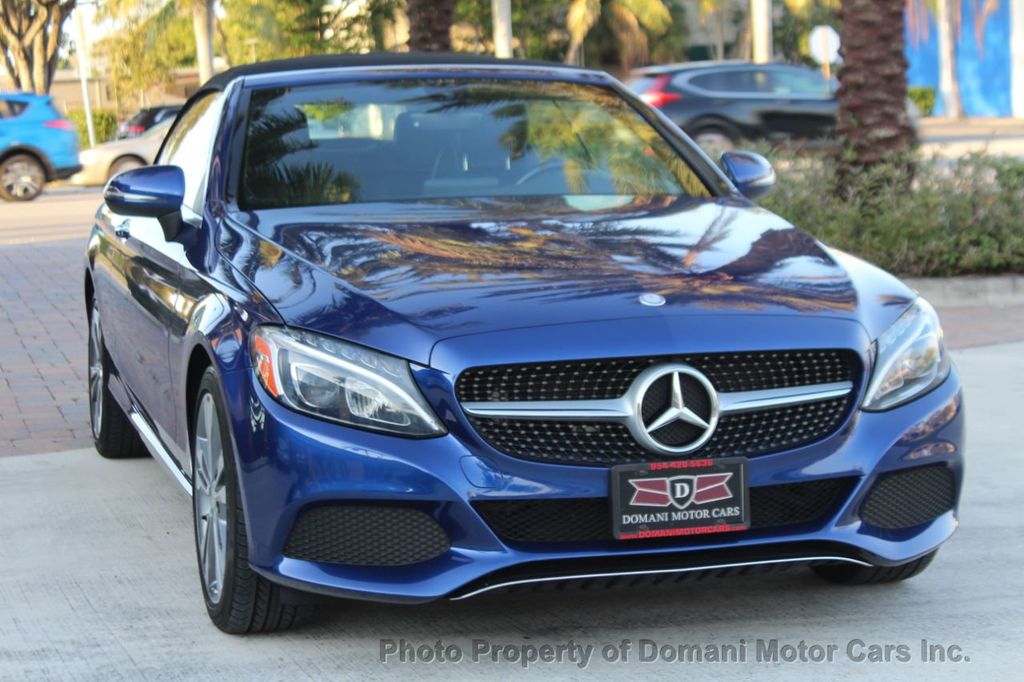 2017 Mercedes Benz C 300 photo 4