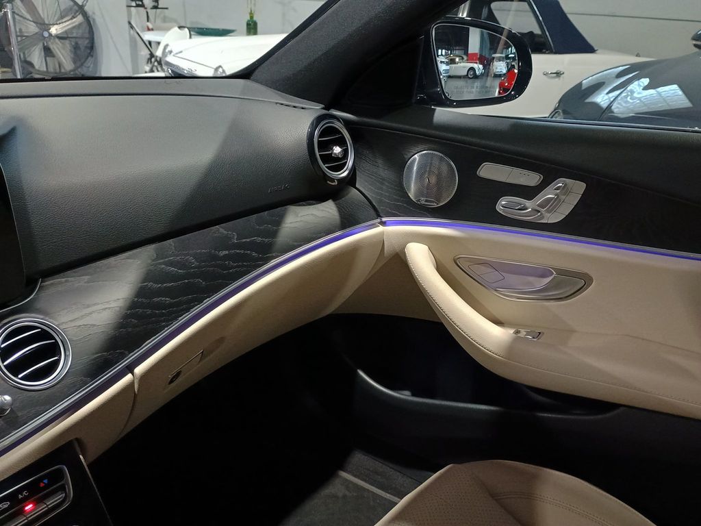 2017 Mercedes-Benz E-Class E 300 AMG Sport 4MATIC Sedan Clean carfax - 23015670 - 24