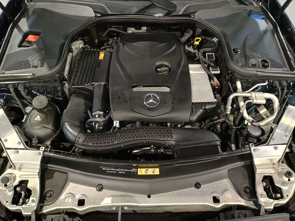 2017 Mercedes-Benz E-Class E 300 AMG Sport 4MATIC Sedan Clean carfax - 23015670 - 44
