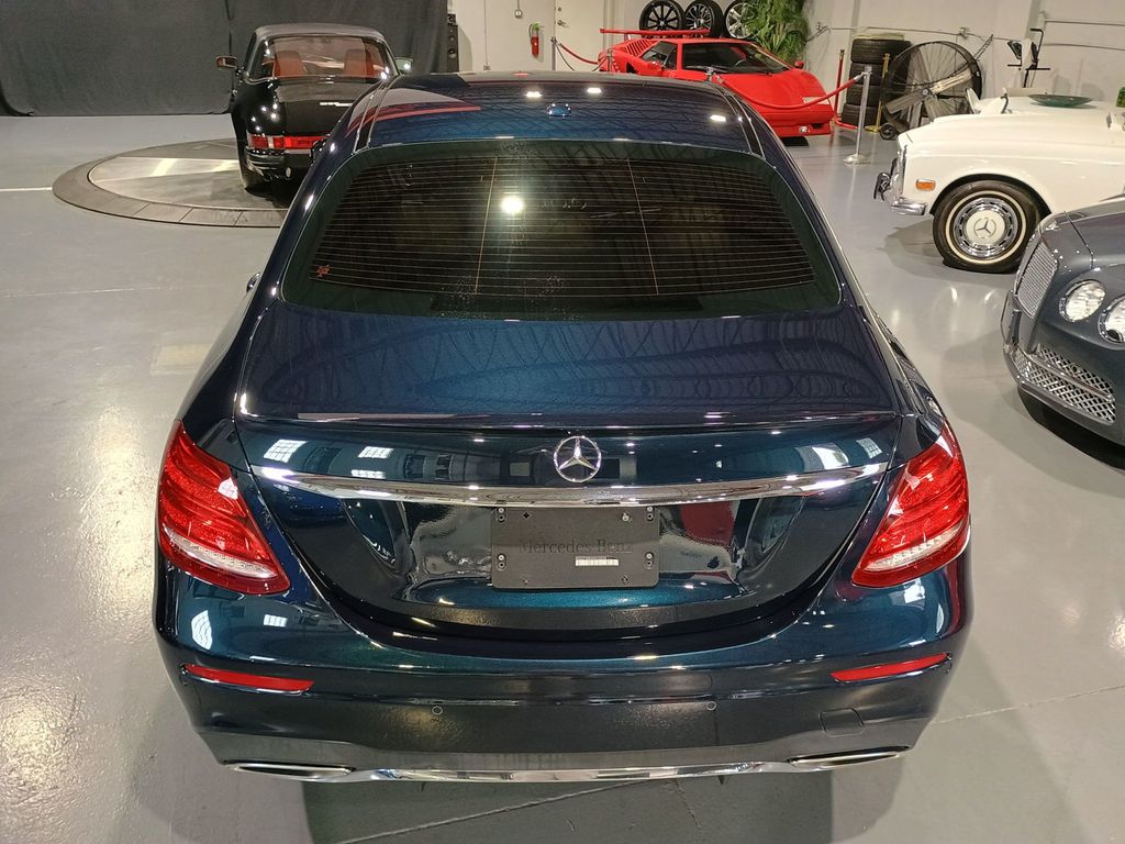 2017 Mercedes-Benz E-Class E 300 AMG Sport 4MATIC Sedan Clean carfax - 23015670 - 4