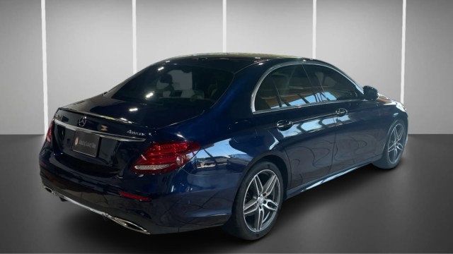 2017 Mercedes-Benz E-Class E 300 Luxury 4MATIC Sedan - 23037355 - 10