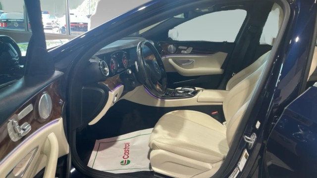 2017 Mercedes-Benz E-Class E 300 Luxury 4MATIC Sedan - 23037355 - 13