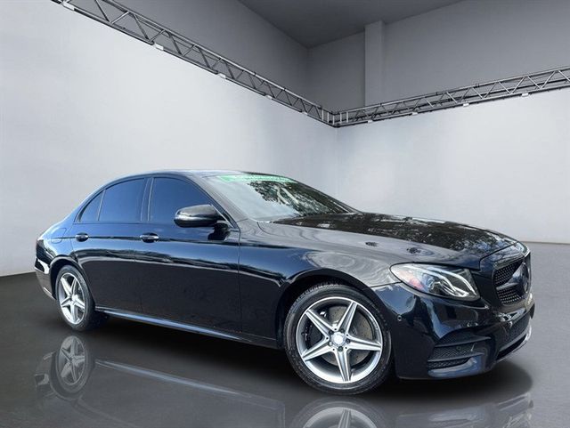 2017 Mercedes-Benz E-Class E 300 Luxury 4MATIC Sedan - 22992475 - 13