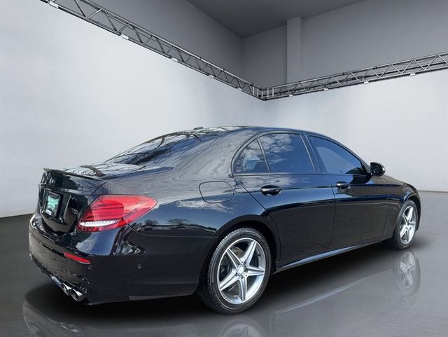 2017 Mercedes-Benz E-Class E 300 Luxury 4MATIC Sedan - 22992475 - 6