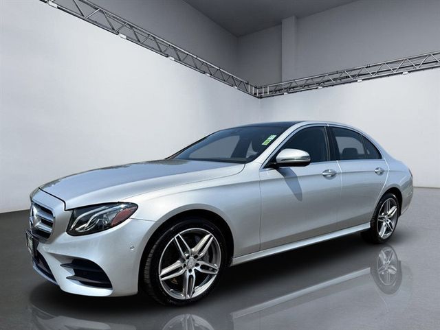 2017 Mercedes-Benz E-Class E 300 Luxury 4MATIC Sedan - 23048217 - 9