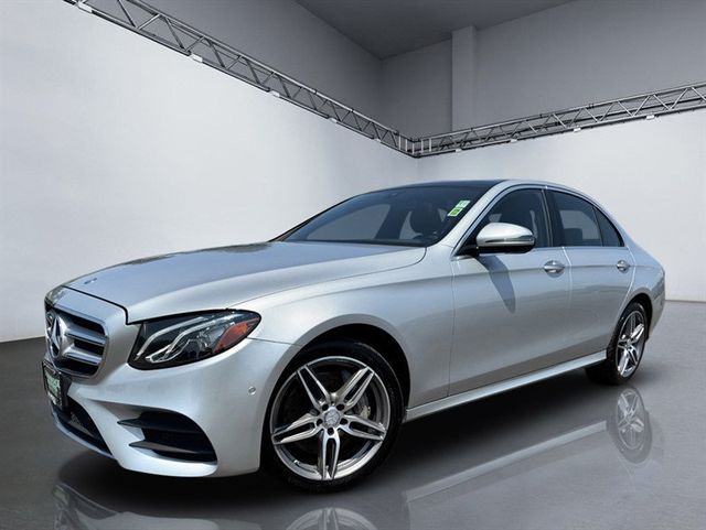 2017 Mercedes-Benz E-Class E 300 Luxury 4MATIC Sedan - 23048217 - 26