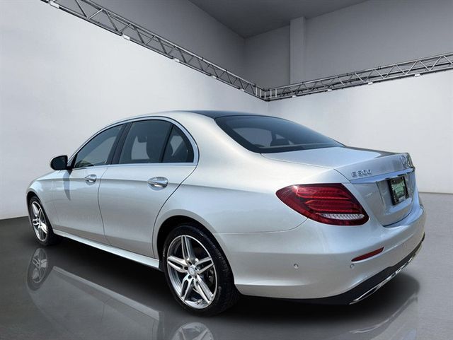 2017 Mercedes-Benz E-Class E 300 Luxury 4MATIC Sedan - 23048217 - 4